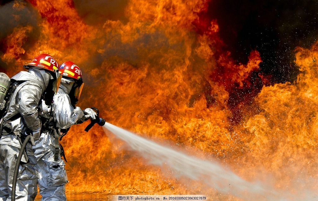 梦见自己家房顶着火,梦境背后的深层寓意与心理解析 梦见自己家房顶着火,梦境背后的深层寓意与心理解析